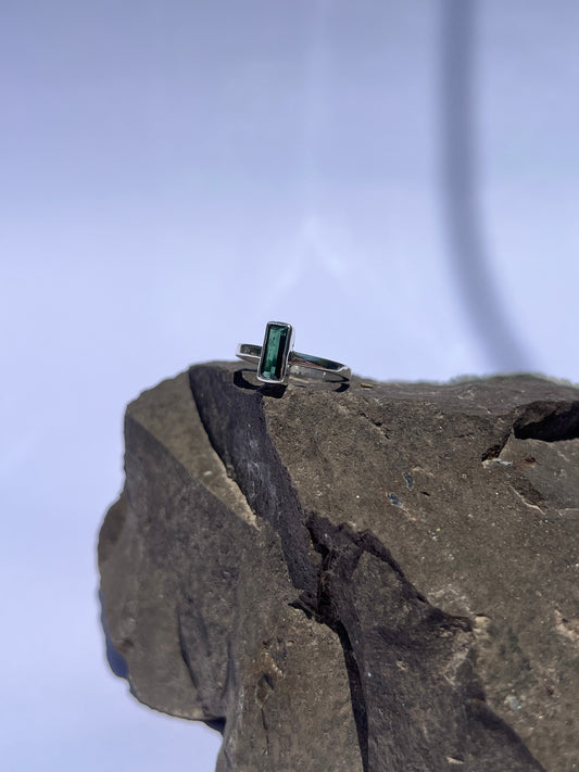 Anillo de Turmalina verde
