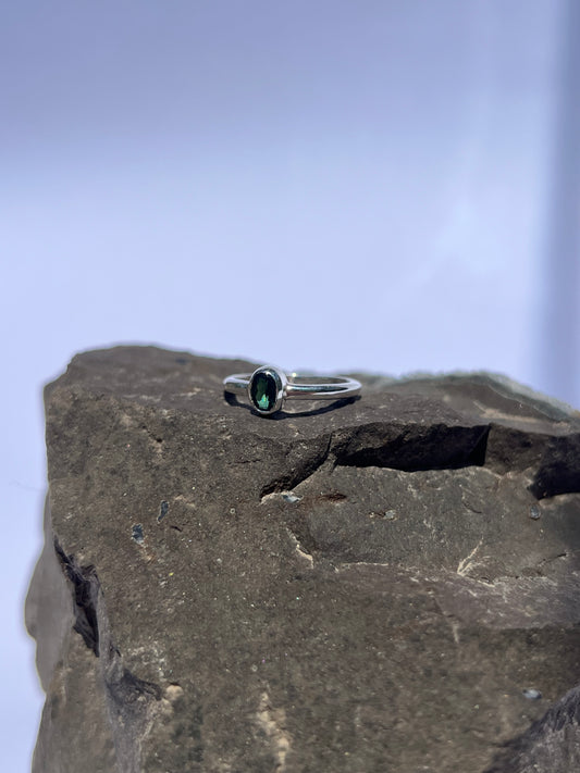 Anillo de Turmalina verde