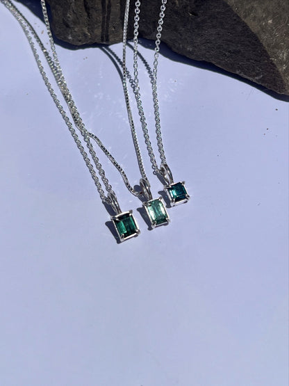 Collar con Turmalina